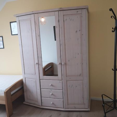Ferienwohnung Gluehwuermchen Hamelin Esterno foto